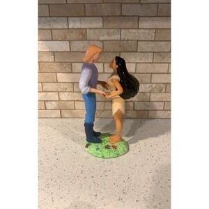 Vintage Pocahontas and John Smith Figurine‎